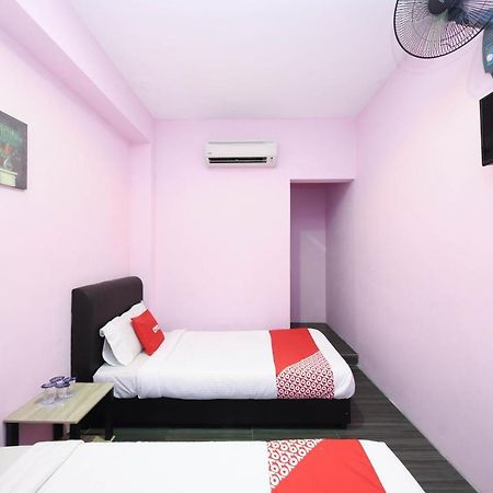 Oyo 1125 Ir Inn Hotel Skudai Zewnętrze zdjęcie
