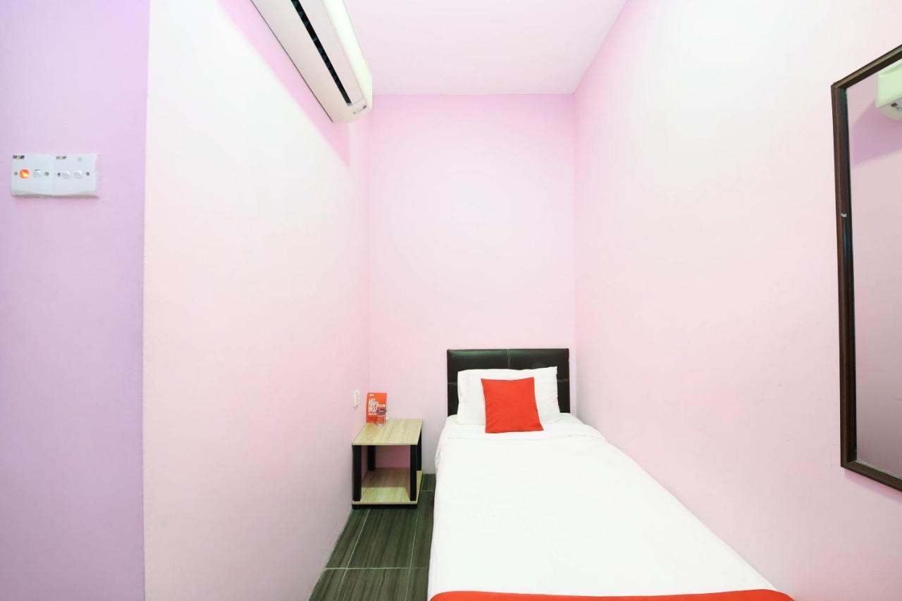 Oyo 1125 Ir Inn Hotel Skudai Zewnętrze zdjęcie